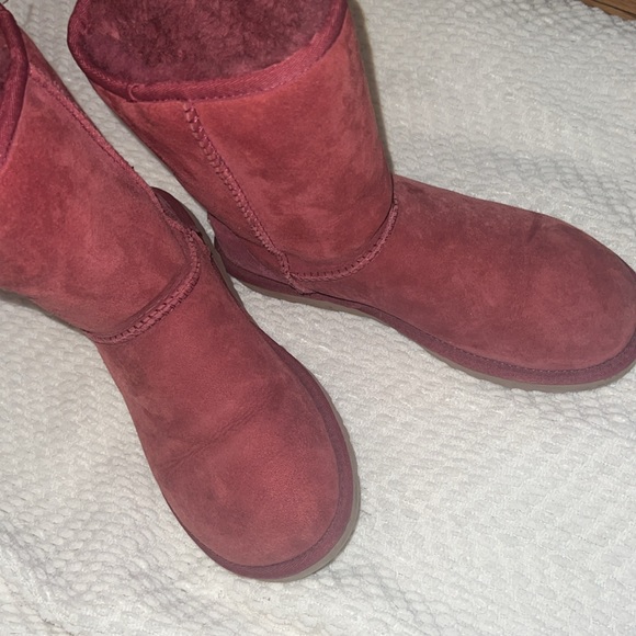 Burgundy UGGS - Picture 6 of 6